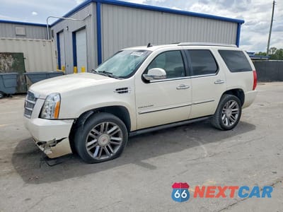 2014 CADILLAC ESCALADE PLATINUM 1GYS4DEF2ER135575 - główne zdjęcie licytacji z USA - miniatura
