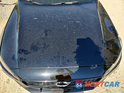Zdjęcie 11 z 13 samochodu: 2022 VOLVO S60 T8 RECHARGE R-DESIGN EXPRESSIO VIN:7JRH60FZ8NG192758 - miniatura