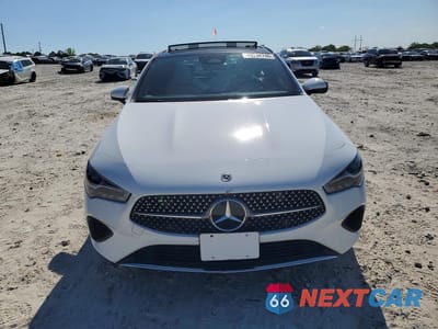 Piąte zdjęcie samochodu w środku: 2025 MERCEDES-BENZ CLA 250 VIN:W1K5J4GB0SN554023 - miniatura