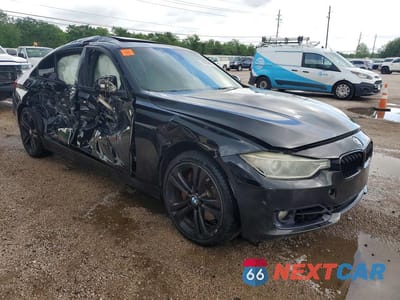 Czwarte zdjęcie samochodu z boku: 2015 BMW 335 I VIN:WBA3A9G53FNS66511 - miniatura