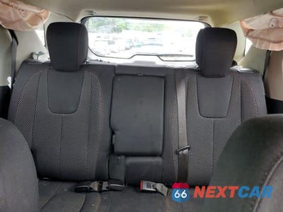 Zdjęcie 10 z 13 samochodu: 2016 CHEVROLET EQUINOX LT VIN:2GNALCEK0G1181856 - miniatura
