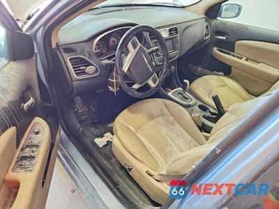 Zdjęcie 8 z 12 samochodu: 2012 CHRYSLER 200 LIMITED VIN:1C3CCBCB2CN175679 - miniatura