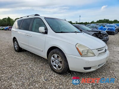 Czwarte zdjęcie samochodu z boku: 2008 KIA SEDONA LX VIN:KNDMB233086209115 - miniatura