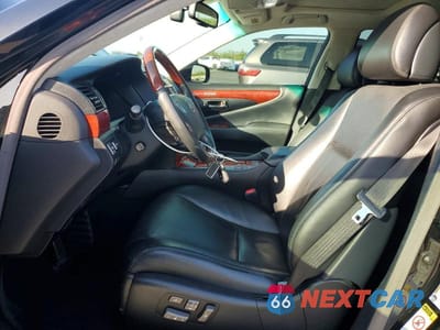 Zdjęcie 7 z 12 samochodu: 2010 LEXUS LS 460L VIN:JTHDL5EF6A5002230 - miniatura