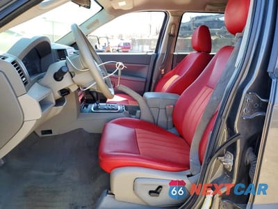 Zdjęcie 7 z 12 samochodu: 2006 JEEP GRAND CHEROKEE LAREDO VIN:1J4GR48K36C220820 - miniatura