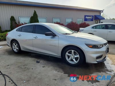 Czwarte zdjęcie samochodu z boku: 2017 CHEVROLET MALIBU LS VIN:1G1ZB5ST7HF278966 - miniatura