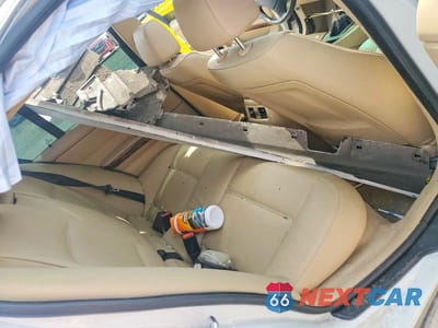 Zdjęcie 12 z 13 samochodu: 2006 BMW 330 I VIN:WBAVB33596AZ86086 - miniatura