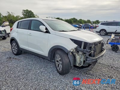 Czwarte zdjęcie samochodu z boku: 2016 KIA SPORTAGE LX VIN:KNDPB3AC4G7875568 - miniatura