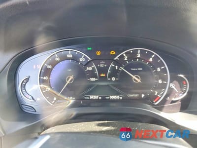 Zdjęcie 9 z 12 samochodu: 2018 BMW X3 XDRIVE30I VIN:5UXTR9C53JLC74776 - miniatura
