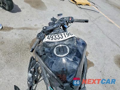 Zdjęcie 6 z 9 samochodu: 2026 KAWASAKI ZX636 K VIN:JKBZXJK11TA014623 - miniatura