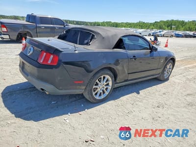 Trzecie zdjęcie samochodu z tyłu: 2010 FORD MUSTANG VIN:1ZVBP8EN5A5172727 - miniatura