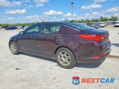 Drugie zdjęcie samochodu z przodu: 2011 KIA OPTIMA LX VIN:KNAGM4A78B5183172 - miniatura
