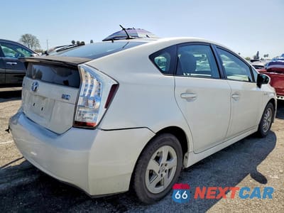 Trzecie zdjęcie samochodu z tyłu: 2010 TOYOTA PRIUS II VIN:JTDKN3DU2A0062039 - miniatura
