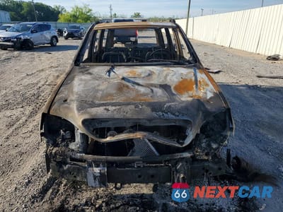 Piąte zdjęcie samochodu w środku: 2003 MERCEDES-BENZ ML 500 VIN:4JGAB75E73A430470 - miniatura