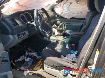 Zdjęcie 7 z 12 samochodu: 2014 TOYOTA TACOMA V6 VIN:5TFUU4EN7EX091607 - miniatura