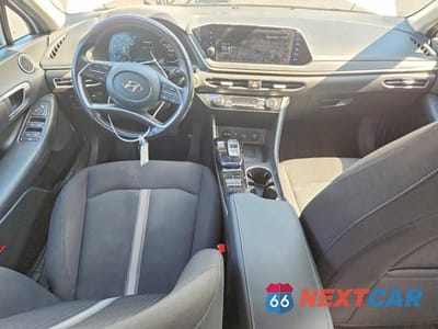 Zdjęcie 8 z 12 samochodu: 2023 HYUNDAI SONATA SEL VIN:KMHL14JA3PA255010 - miniatura