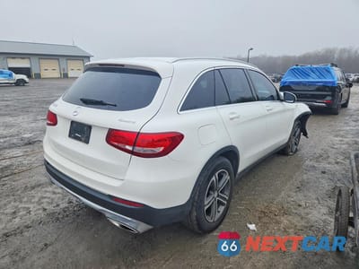 Trzecie zdjęcie samochodu z tyłu: 2017 MERCEDES-BENZ GLC 300 4MATIC VIN:WDC0G4KB6HF129140 - miniatura