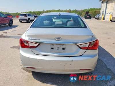 Zdjęcie 6 z 12 samochodu: 2013 HYUNDAI SONATA GLS VIN:5NPEB4ACXDH532705 - miniatura