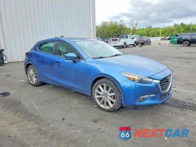 Czwarte zdjęcie samochodu z boku: 2017 MAZDA 3 GRAND TOURING VIN:3MZBN1M38HM151615 - miniatura