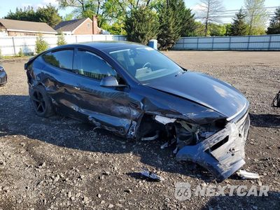 Czwarte zdjęcie samochodu z boku: 2026 TESLA MODEL Y VIN:7SAYGDEE6TA384690 - miniatura