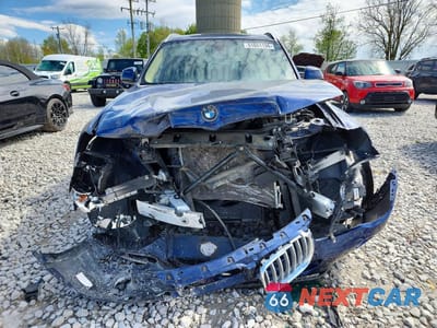 Piąte zdjęcie samochodu w środku: 2017 BMW X3 XDRIVE28I VIN:5UXWX9C30H0W71260 - miniatura