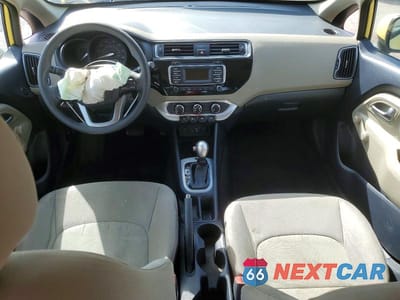 Zdjęcie 8 z 13 samochodu: 2016 KIA RIO LX VIN:KNADM4A3XG6687675 - miniatura