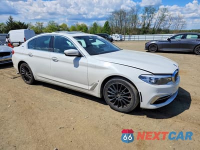 Czwarte zdjęcie samochodu z boku: 2018 BMW 530XE VIN:WBAJB1C53JB084961 - miniatura