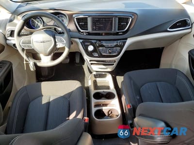 Zdjęcie 8 z 13 samochodu: 2024 CHRYSLER VOYAGER LX VIN:2C4RC1CG8RR179100 - miniatura