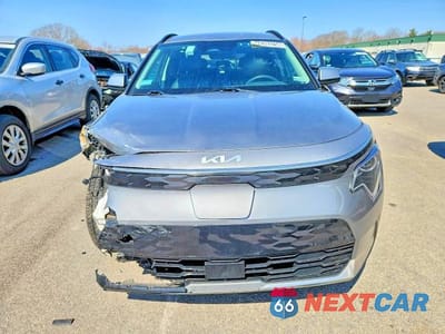 Piąte zdjęcie samochodu w środku: 2024 KIA NIRO WIND VIN:KNDCR3L1XR5117786 - miniatura