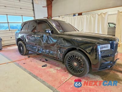 Czwarte zdjęcie samochodu z boku: 2023 ROLLS-ROYCE CULLINAN VIN:SLATV4C09PU218255 - miniatura