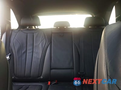 Zdjęcie 10 z 13 samochodu: 2018 BMW X5 SDRIVE35I VIN:5UXKR2C53J0X09409 - miniatura