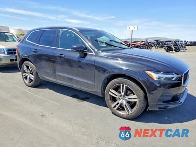 Czwarte zdjęcie samochodu z boku: 2019 VOLVO XC60 T6 VIN:YV4A22RK5K1333688 - miniatura
