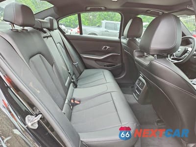 Zdjęcie 10 z 13 samochodu: 2025 BMW 330I VIN:3MW69CW0XS8F25405 - miniatura