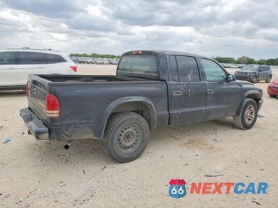 Trzecie zdjęcie samochodu z tyłu: 2004 DODGE DAKOTA QUAD SPORT VIN:1D7HL38N34S769037 - miniatura