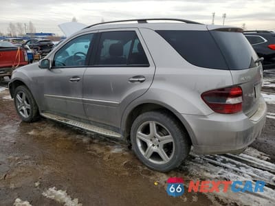 Drugie zdjęcie samochodu z przodu: 2008 MERCEDES-BENZ ML 550 VIN:4JGBB72E68A411117 - miniatura