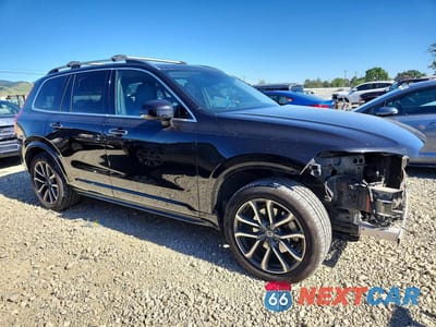 Czwarte zdjęcie samochodu z boku: 2019 VOLVO XC90 T6 MOMENTUM VIN:YV4A22PK6K1433737 - miniatura