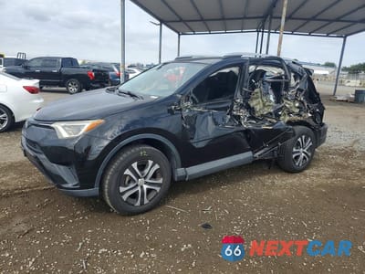 2017 TOYOTA RAV4 LE 2T3ZFREV8HW341183 - główne zdjęcie licytacji z USA - miniatura