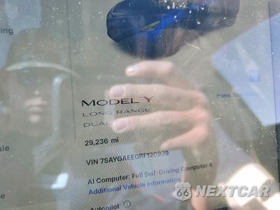 Zdjęcie 9 z 12 samochodu: 2024 TESLA Y VIN:7SAYGAEE0RF120939 - miniatura