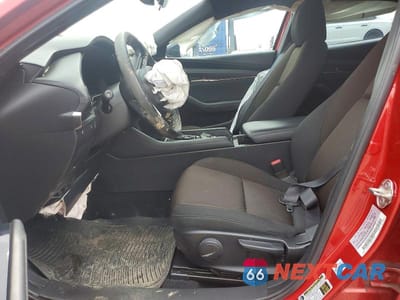 Zdjęcie 7 z 12 samochodu: 2019 MAZDA 3 PREFERRED PLUS VIN:JM1BPALM3K1127945 - miniatura