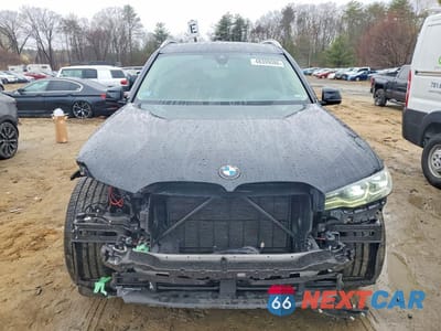 Piąte zdjęcie samochodu w środku: 2021 BMW X7 XDRIVE40I VIN:5UXCW2C0XM9D83242 - miniatura