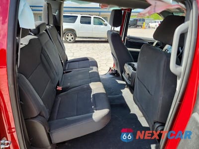 Zdjęcie 10 z 12 samochodu: 2023 CHEVROLET SILVERADO K1500 LT TRAIL BOSS VIN:3GCUDFED9PG263047 - miniatura