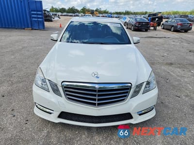 Piąte zdjęcie samochodu w środku: 2012 MERCEDES-BENZ E 350 BLUETEC VIN:WDDHF2EB4CA547462 - miniatura