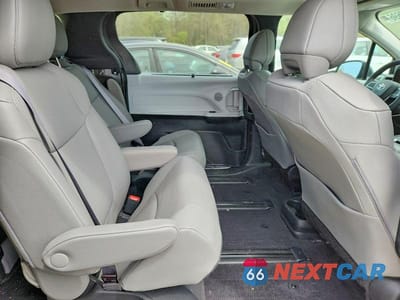 Zdjęcie 11 z 14 samochodu: 2025 TOYOTA SIENNA XLE 7-PASSENGER VIN:5TDJSKFC2SS215360 - miniatura