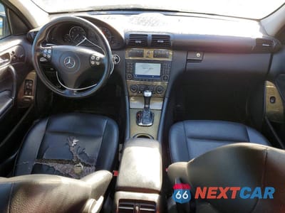 Zdjęcie 8 z 12 samochodu: 2007 MERCEDES-BENZ C 230 VIN:WDBRF52H17F865412 - miniatura