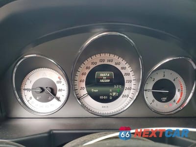 Zdjęcie 9 z 13 samochodu: 2015 MERCEDES-BENZ GLK 250 BLUETEC VIN:WDCGG0EB1FG414676 - miniatura