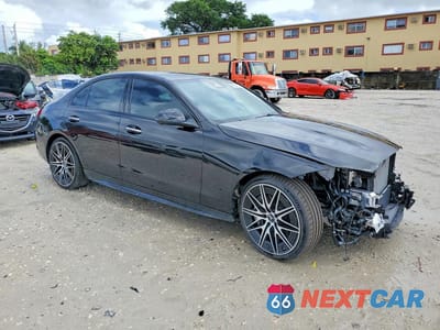 Czwarte zdjęcie samochodu z boku: 2026 MERCEDES-BENZ C 43 AMG VIN:W1KAF8HB9TR306434 - miniatura