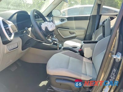 Zdjęcie 7 z 12 samochodu: 2023 KIA SOUL LX VIN:KNDJ23AU9P7202631 - miniatura