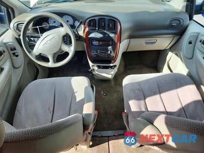 Zdjęcie 8 z 13 samochodu: 2007 CHRYSLER TOWN & COUNTRY LX VIN:2A4GP44R87R247707 - miniatura