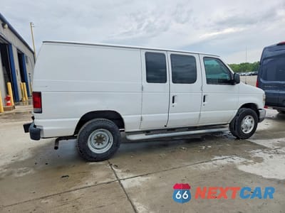 Trzecie zdjęcie samochodu z tyłu: 2013 FORD ECONOLINE E250 VAN VIN:1FTNE2EW3DDA70459 - miniatura