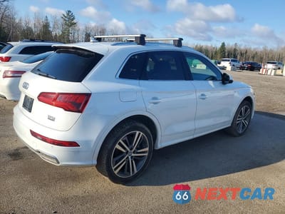 Trzecie zdjęcie samochodu z tyłu: 2018 AUDI Q5 PROGRESSIV S-LINE VIN:WA1ENAFYXJ2118017 - miniatura